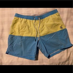 Part Pants board shorts XL.